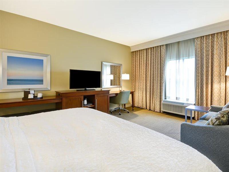Hampton Inn & Suites Charleston Airport Норт Чарлстън Екстериор снимка