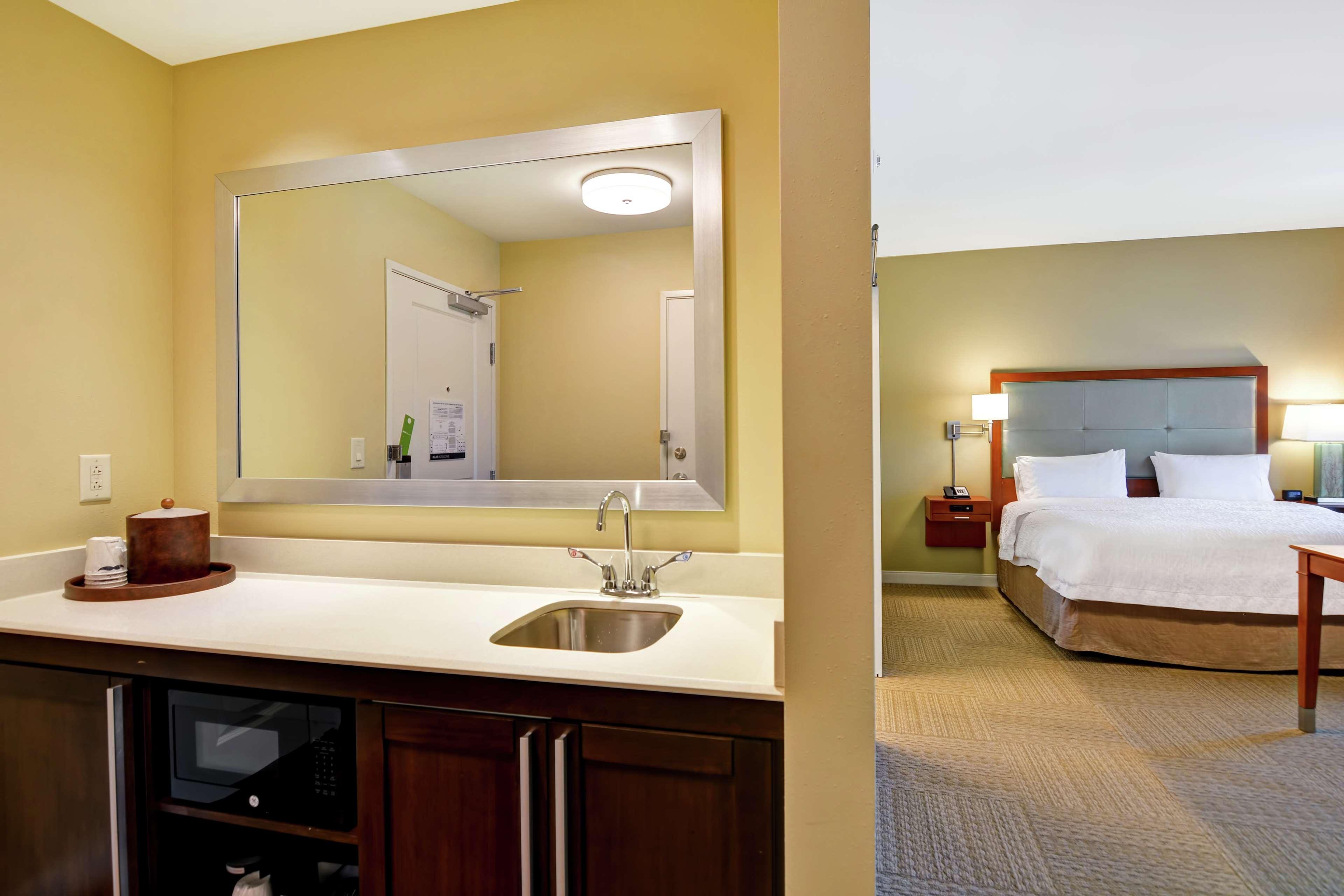 Hampton Inn & Suites Charleston Airport Норт Чарлстън Екстериор снимка