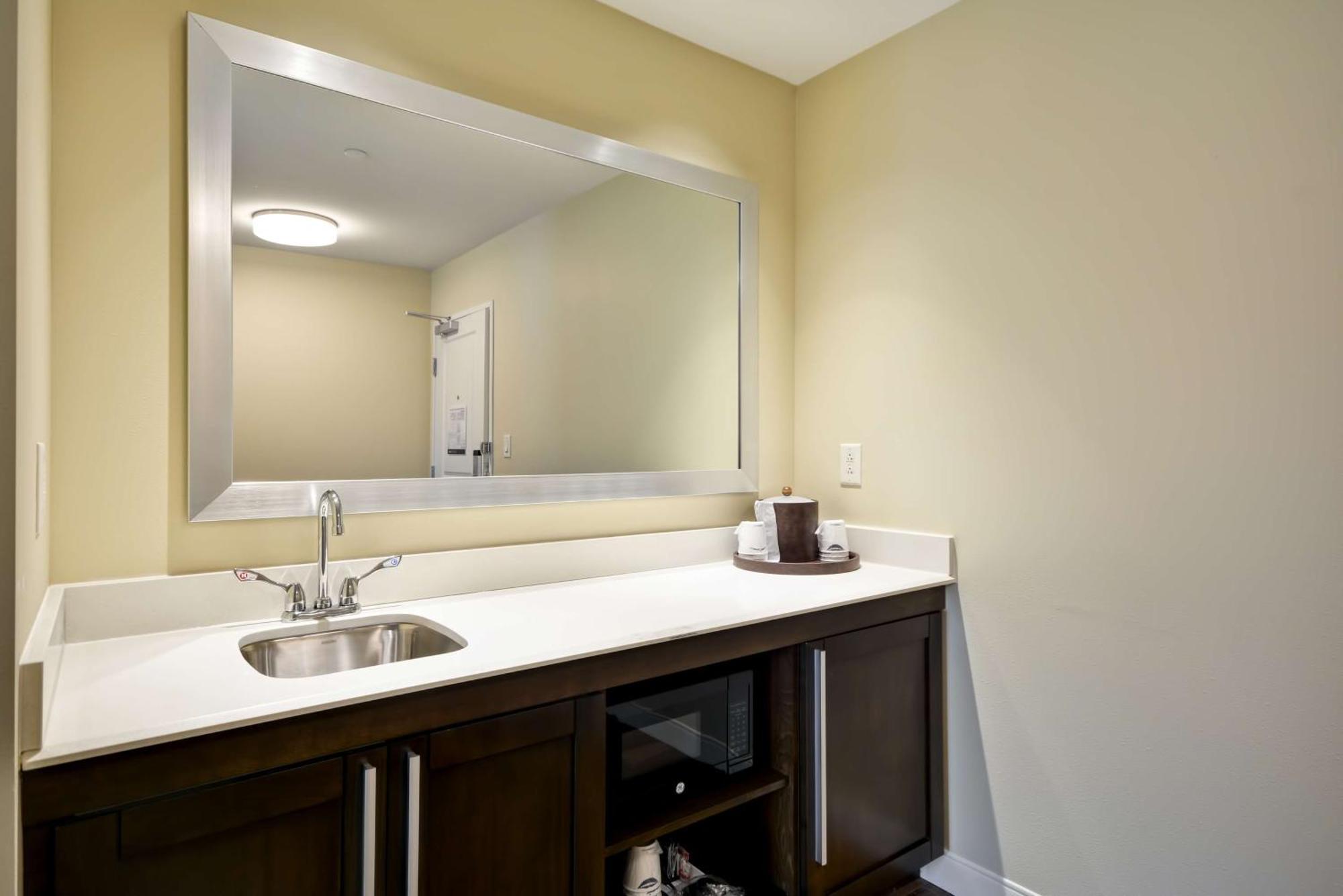 Hampton Inn & Suites Charleston Airport Норт Чарлстън Екстериор снимка