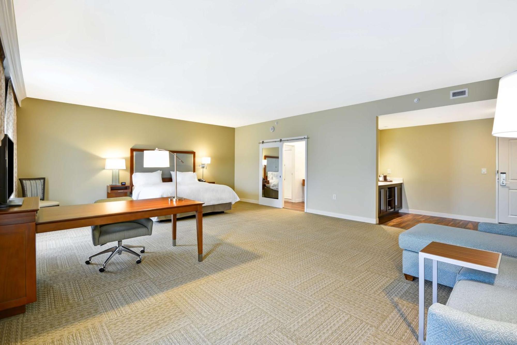 Hampton Inn & Suites Charleston Airport Норт Чарлстън Екстериор снимка