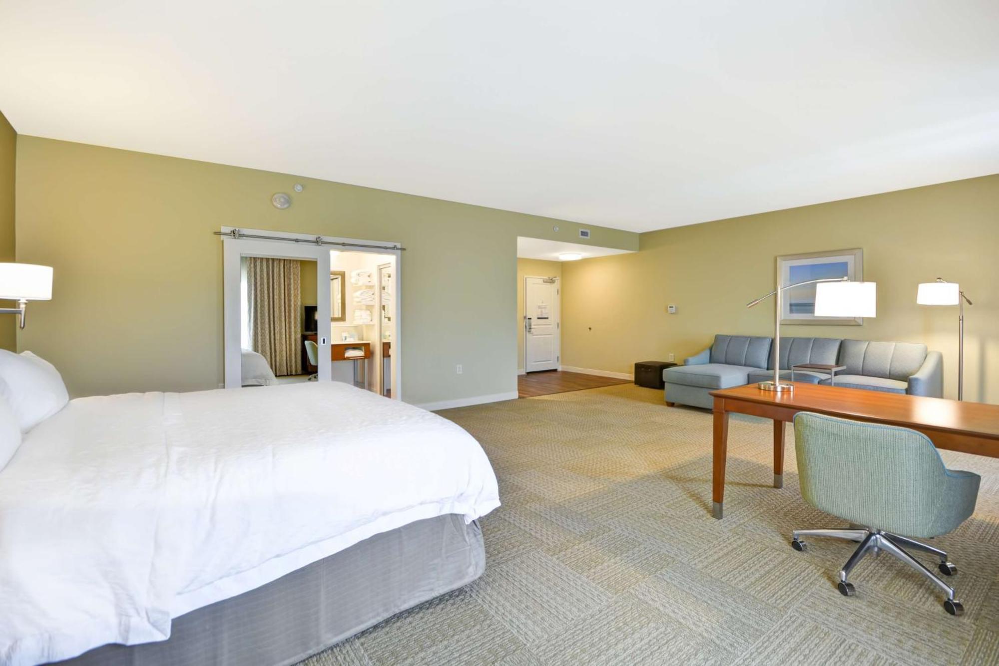 Hampton Inn & Suites Charleston Airport Норт Чарлстън Екстериор снимка