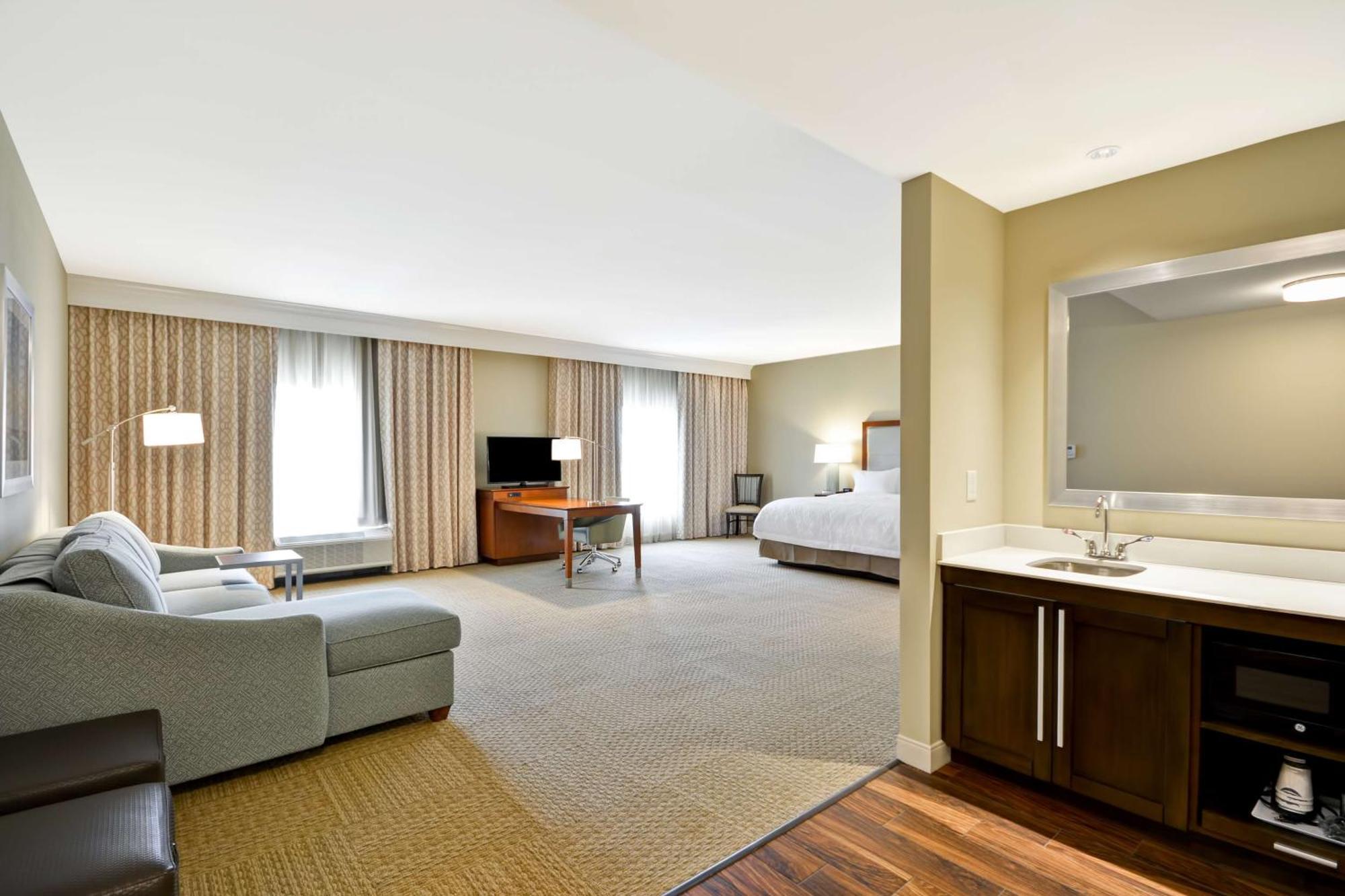 Hampton Inn & Suites Charleston Airport Норт Чарлстън Екстериор снимка
